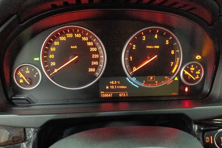 Used BMW X5 2015 xDrive28i
