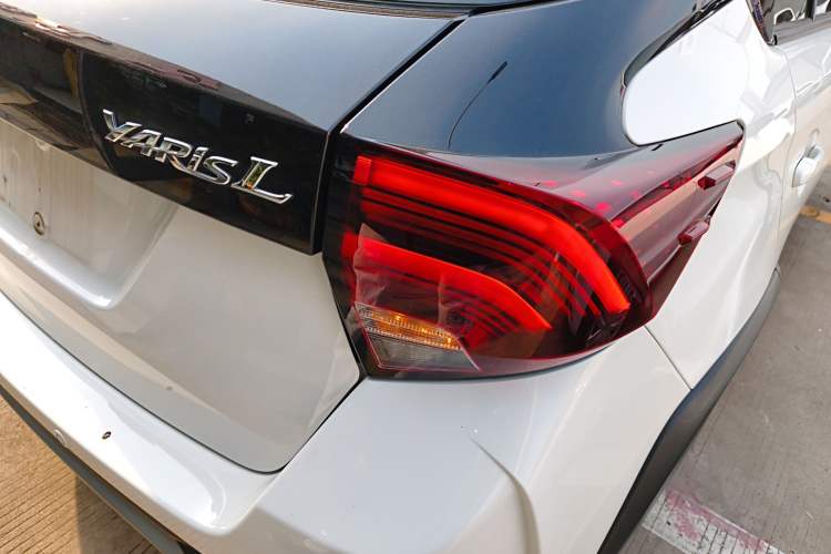 Used Toyota YARiS L 2022 X-Trail 1.5L CVT Luxury PLUS Edition
