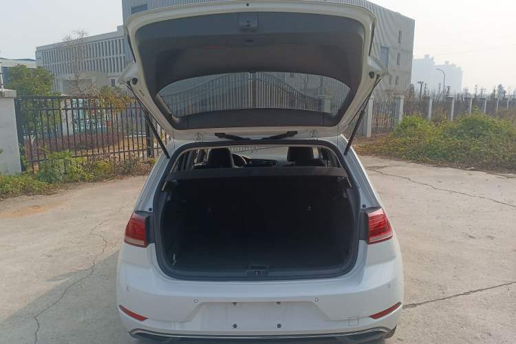 Used Volkswagen Golf 2018 1.6L Automatic Comfort Model