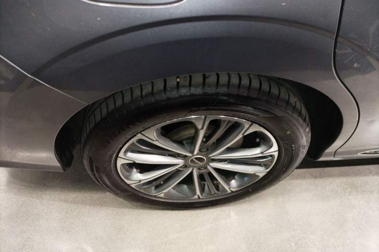 Used Roewe iMAX8 2021 400TGI Flagship Edition
