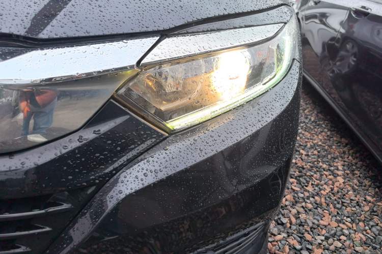 Used Honda Vezel 2019 1.5L CVT Pioneer Edition China VI
