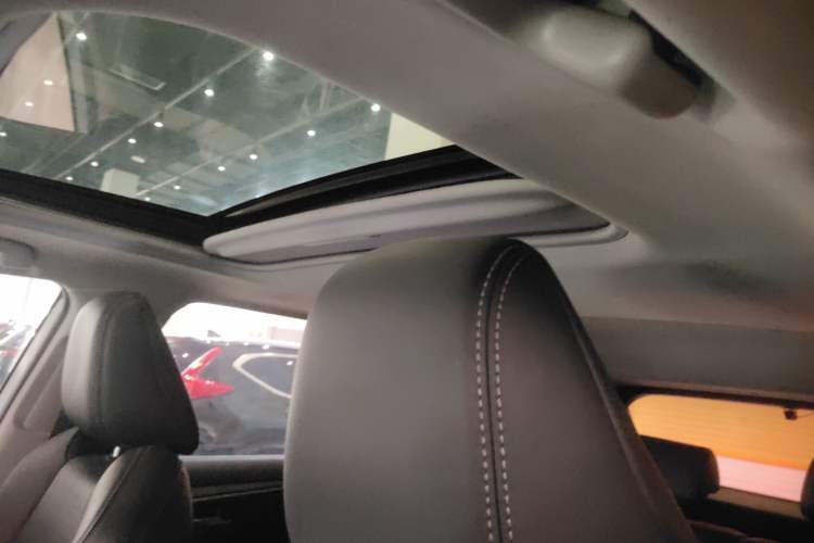 Used Toyota Wildlander 2020 2.0L CVT 4x4 Luxury Edition
