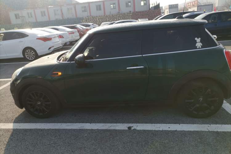 Used  MINI 2016 1.2T ONE Pioneer Edition
