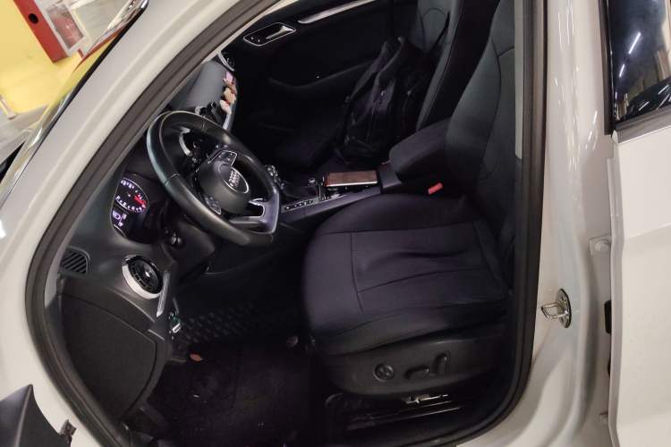 Used Audi A3 2017 Limousine 35 TFSI Sport Edition
