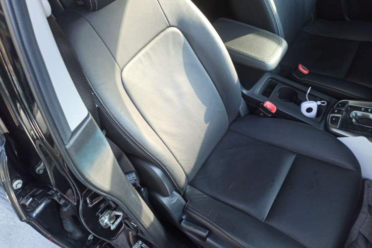 Used Chevrolet Captiva 2014 2.4L 4x4 Flagship Edition 7 Seats