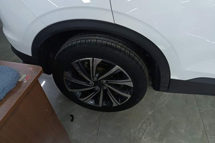 Used Geely Auto Coolray 2019 260T DCT Knight China V Standard
