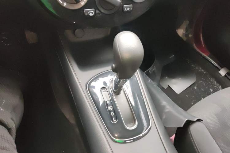 Used Nissan Tiida 2014 1.6L CVT Comfort Model