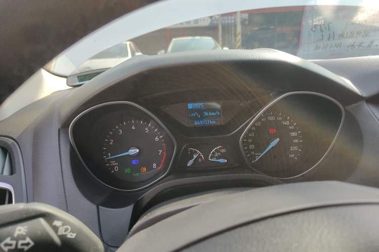 Used Ford Focus 2017 Sedan 1.6L Automatic Fashion Edition Smart Drive Version