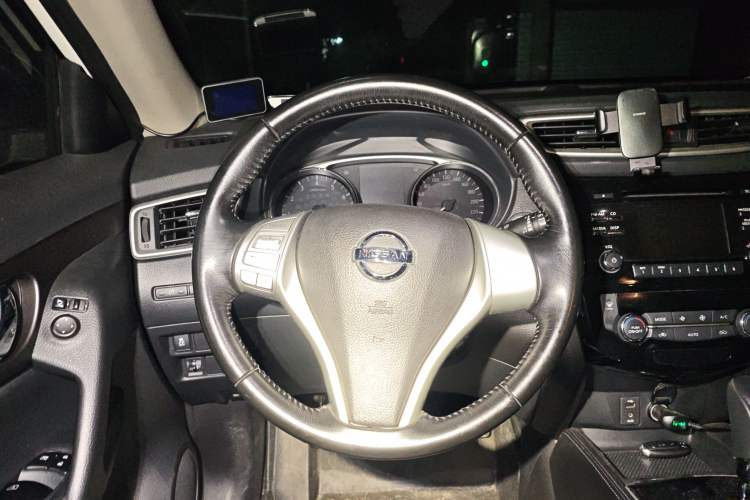 Used Nissan X-Trail 2014 2.0L CVT Comfort Edition 2WD