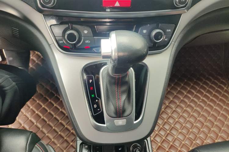 Used Haval H6 2015 Sport Edition 1.5T Automatic Two-Wheel Drive Luxury Model
