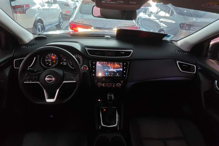 Used Nissan Qashqai 2023 Classic 2.0L CVT XV Comfort Edition
