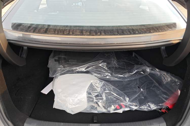 Used BYD Qin L 2025 DM-i Smart Drive 120KM Superior Model
