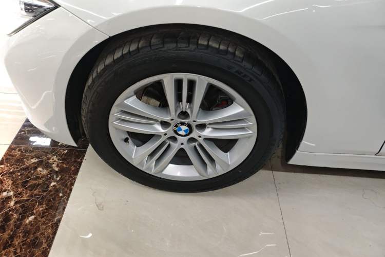 Used BMW 3 Series 2016 320Li Fashion Model
