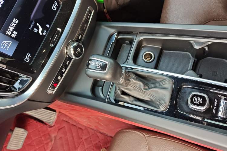 Used Volvo S60 2021 T4 Zhiyi Luxury Edition