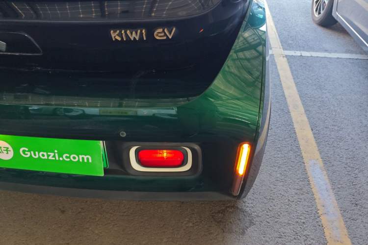 Used Baojun KiWi EV 2022 Designer Lite Edition Ternary Lithium