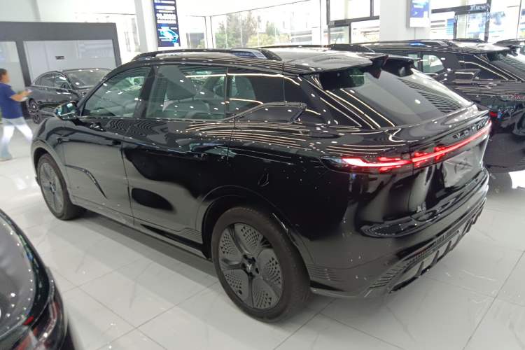 Used VOYAH COURAGE 2024 Long-Range Supercharge Edition
