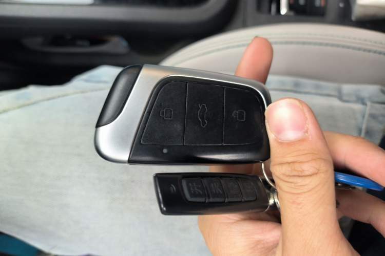 Used Chery Little Ant 2021 200 000-Yuan Ant Fan Edition Talent Version NMC Battery 408 km续航
