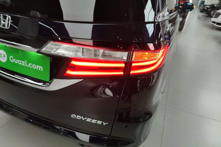 Used Honda Odyssey 2018 2.4L Smart Enjoyment Version
