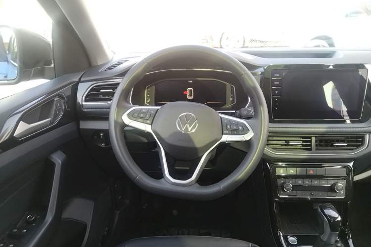 Used Volkswagen Tharu 2025 NewRui 300TSI Prestige Edition
