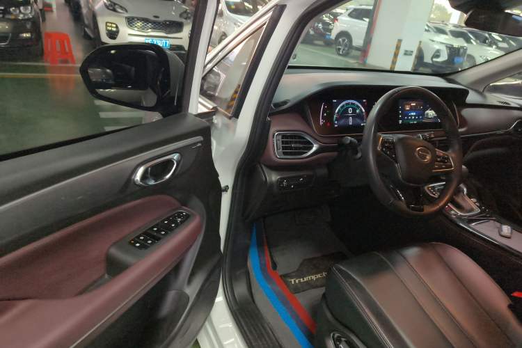 Used GAC Trumpchi M6 2023 PRO 270T DCT Luxury Edition
