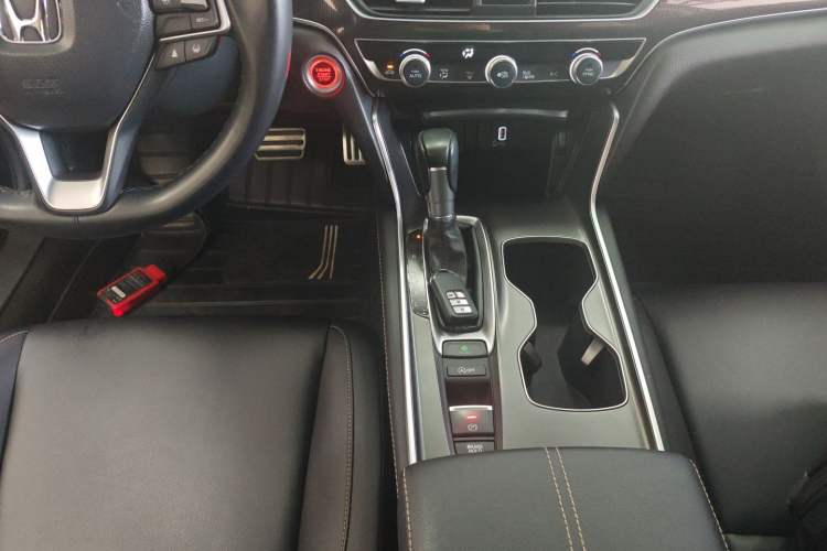 Used Honda Accord 2022 260TURBO Phantom Night · Prestige Edition
