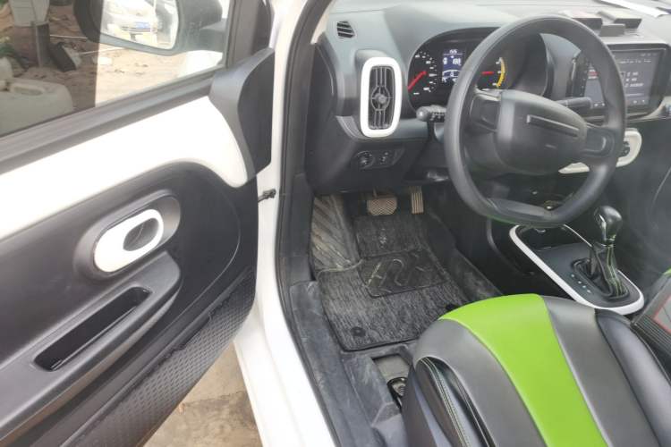 Used Roewe Clever 2021 302km Excellence Edition
