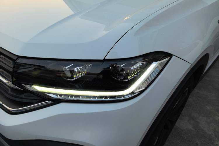 Used Volkswagen Tacqua 2021 200TSI DSG JoyConnect Edition
