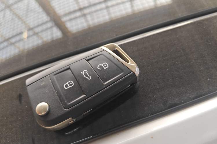 Used Volkswagen Golf 2018 230TSI Automatic Comfort Model
