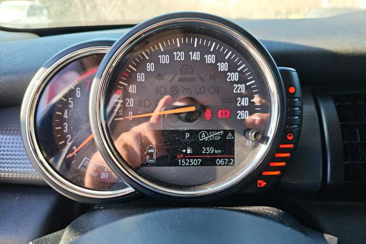 Used  MINI 2016 1.5T COOPER Five-Door Edition
