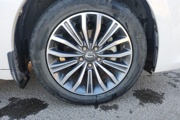 Used GAC Trumpchi M6 2019 270T Automatic Luxury Edition (7-seater) China V Standard
