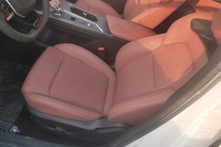 Used Changan X5 PLUS 2026 Model, Second Generation, 1.5T Transcendence PRO