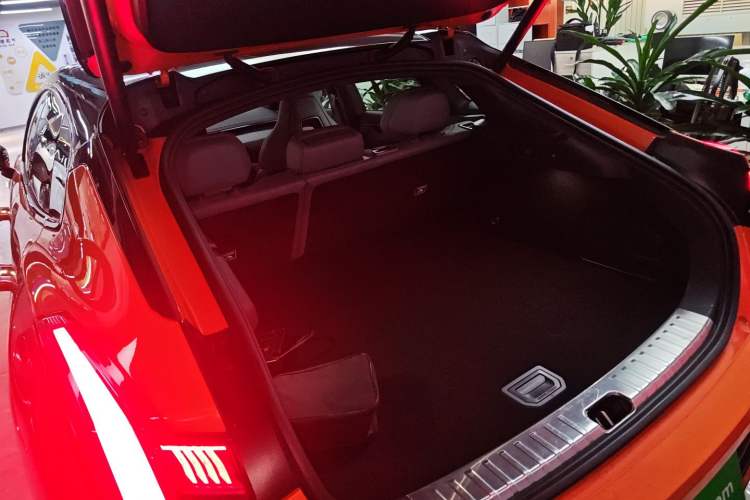 Used Zeekr 001 2025 WE Edition 100 kWh Rear-Wheel Drive
