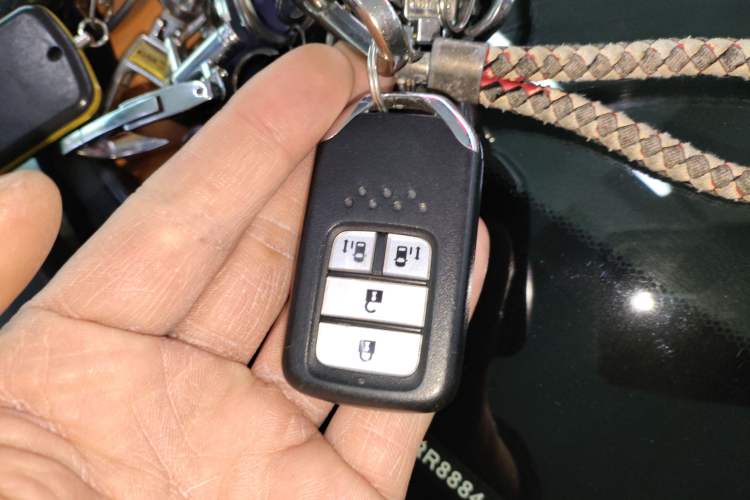 Used Honda Elysion 2016 2.4L Luxury Edition