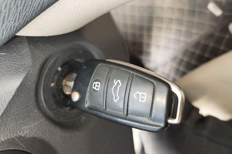 Used Chery Arrizo 7 2013 1.6L Manual Zhi Ling Edition