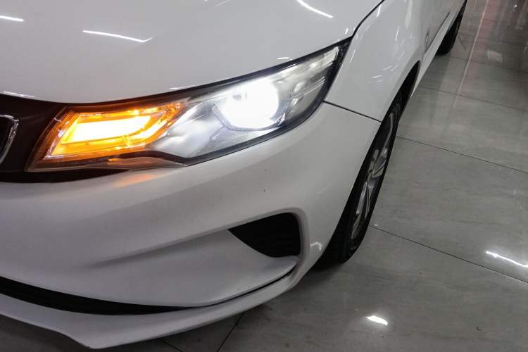 Used Geely Auto Emgrand GL 2017 1.8L DCT Elite Model
