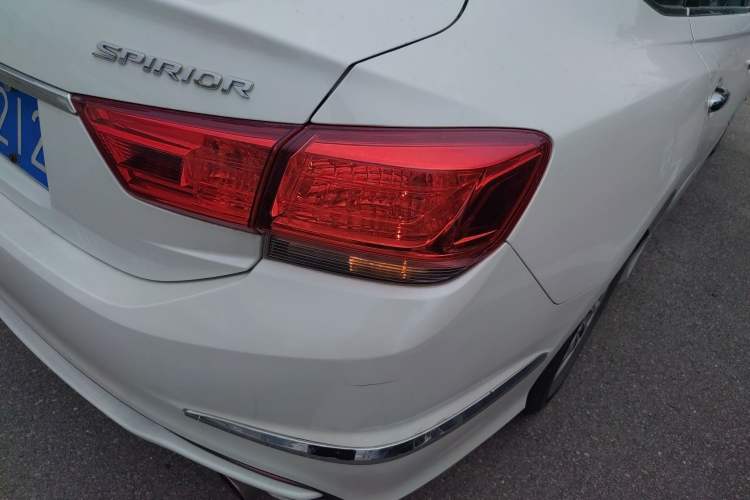 Used Honda Spirior 2015 2.0L Prestige Edition
