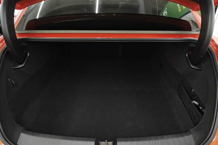 Used  SU7 2024 Rear-Drive Ultra-Long Range Advanced Pro-Level Intelligent Driving Version
