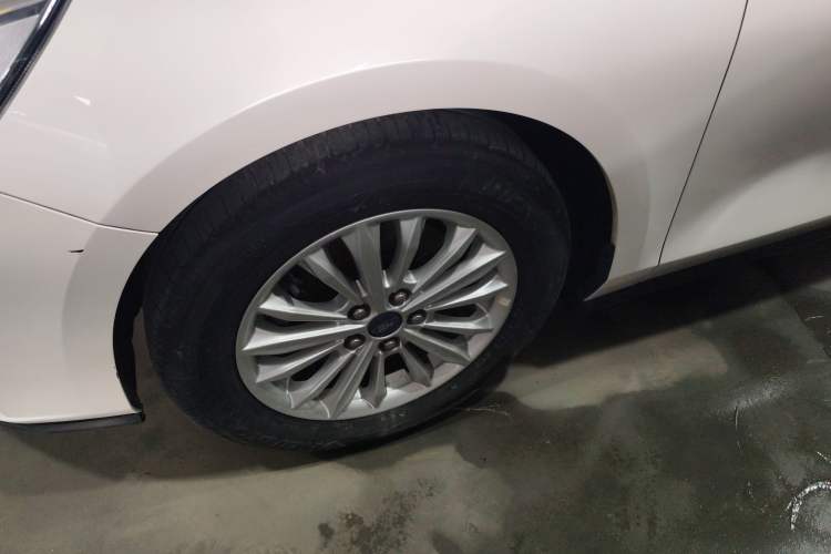 Used Ford Focus 2019 Sedan EcoBoost 180 Automatic Trend Edition