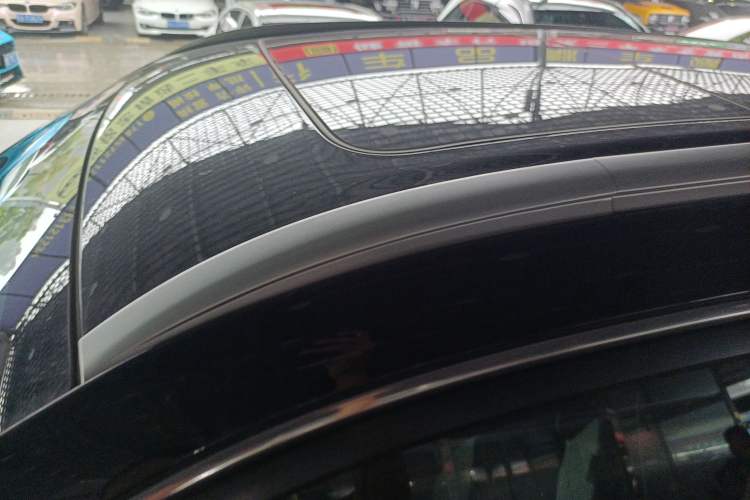 Used Geely Auto Emgrand X7 Sport 2018 1.8TD Automatic Two-Wheel Drive Smart Connect 4G Internet Edition
