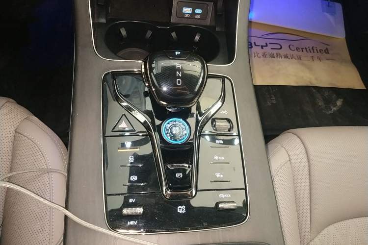 Used BYD Han 2024 DM-i Glory Edition 121KM Premium Model
