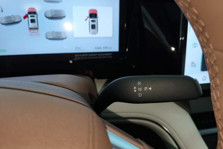 Used BYD Xia 2025 DM-i 1.5T 180km Excellence Model
