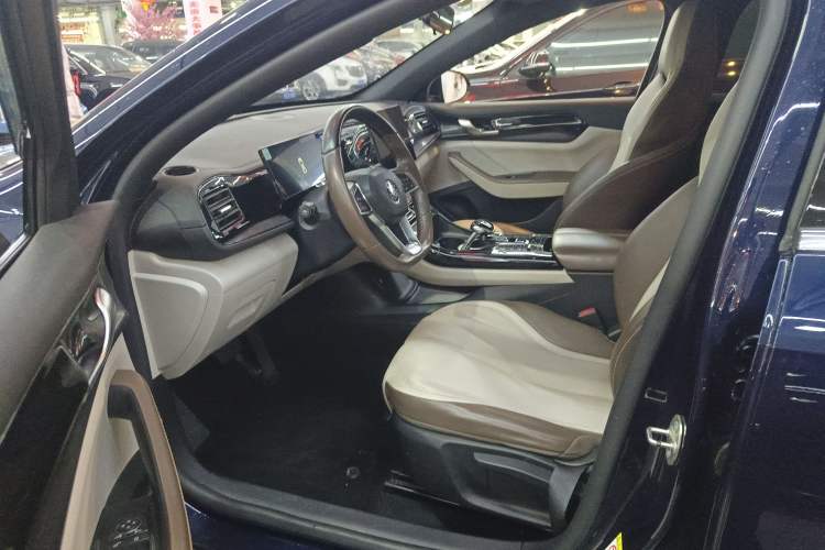 Used BYD Qin PLUS 2024 HONOR Edition DM-i 55KM Leading Model
