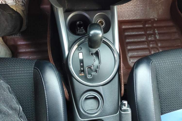 Used Peugeot 4008 2013 2.0L Two-Wheel Drive Fashion Edition
