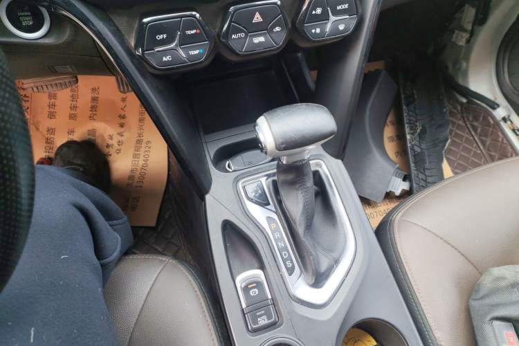 Used GAC Trumpchi GS4 2017 235T Automatic Two-Wheel Drive Luxury Smart Connectivity Version
