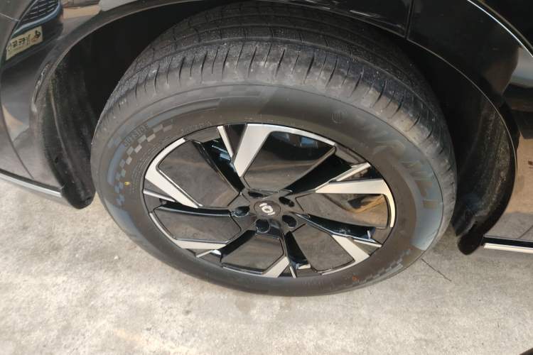 Used  Q07 2025 145 Prestige Edition
