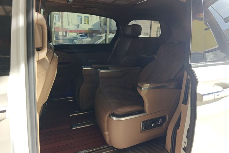 Used Buick GL8 2020 ES Land Cruiser 653T Luxury Edition
