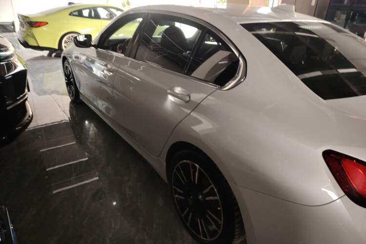 Used BMW 3 Series 2020 325Li First Edition
