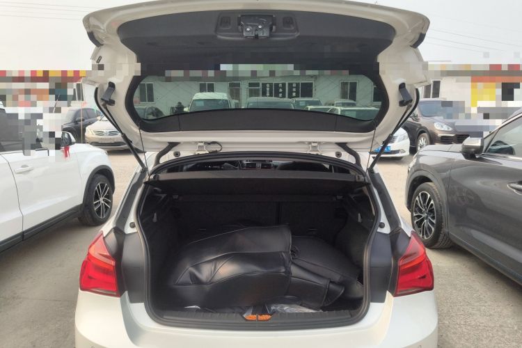 Used BMW 1 Series 2018 118i Sport Design Package
