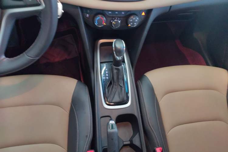 Used Chevrolet Monza 2020 320 Automatic Enjoyment Edition
