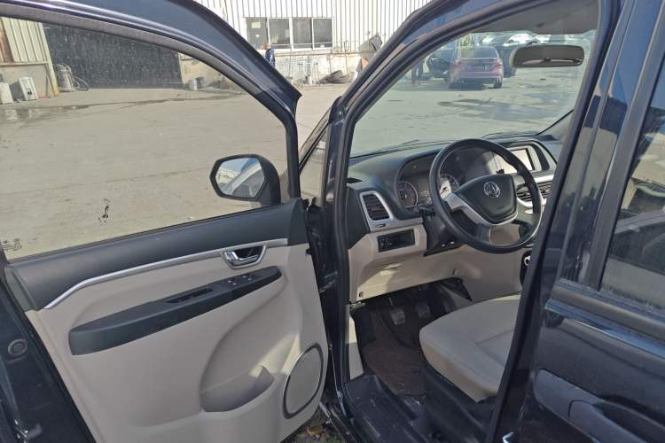 Used Dongfeng Shuaike 2016 1.5L Manual Luxury Model
